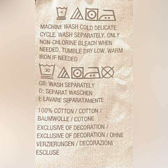 Peace Love World Long Sleeve Cut Out Tee. Black. Size 1X. - Picture 15 of 15